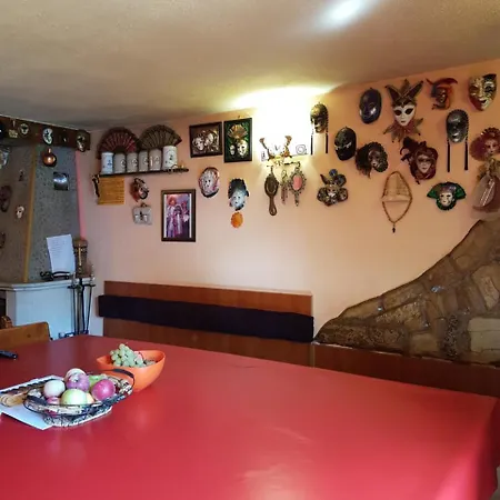 Hotel света анна *